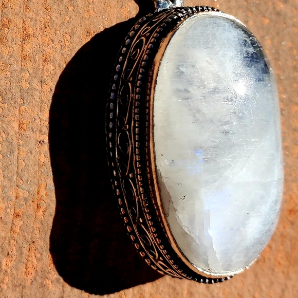New Rainbow Moonstone 925 Silver Pendant. - Picture 5 of 9